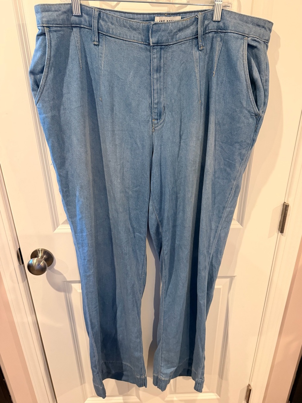 Lane Bryant Mid Rise Wide Leg Signature Fit Flex Magic Waistband Size 20